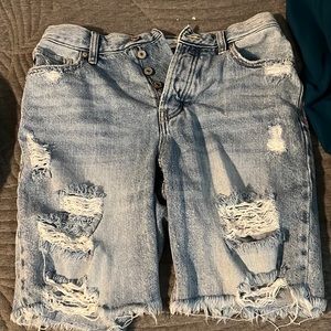 Loose fitted biker shorts size Medium never worn